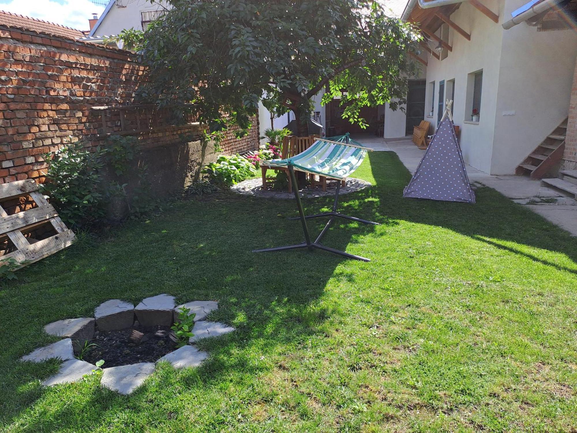 Mirabelka Rakvice Apartment Exterior photo